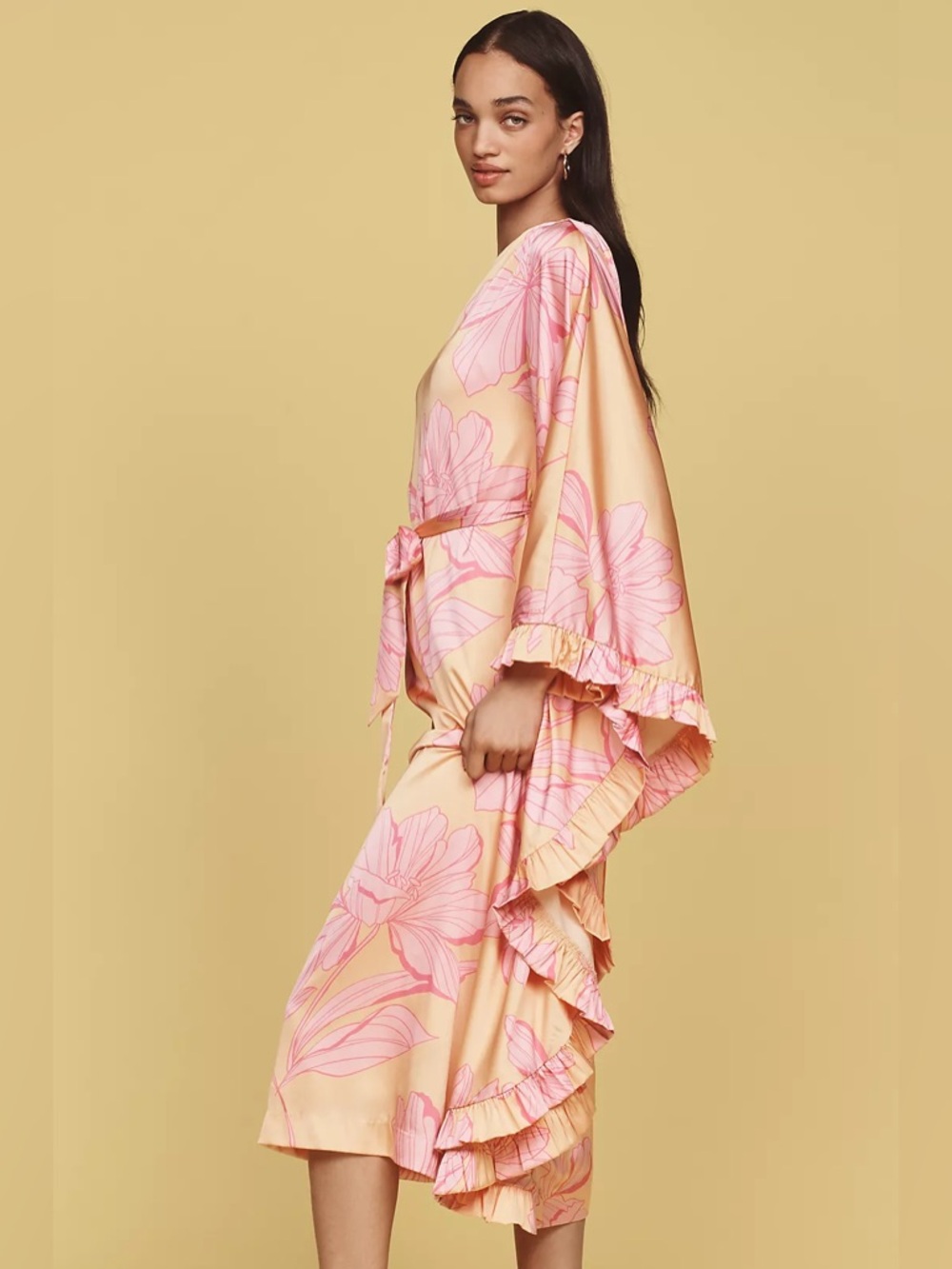 Hutch
Morgan One-Sleeve Tie-Waist Midi Dress - Picture 4 of 17